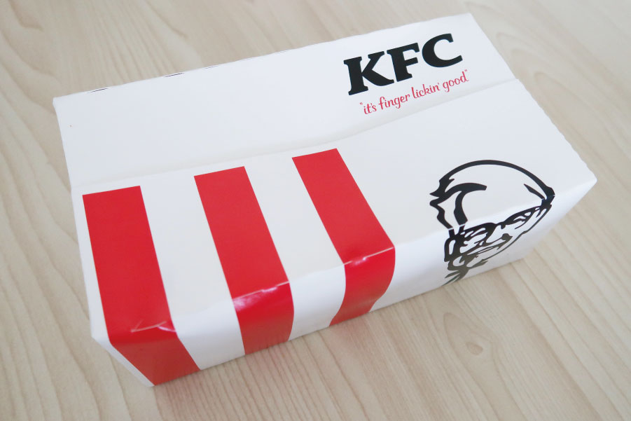 kfcの箱